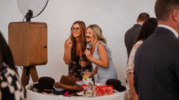 Photobooth au mariage : rendre l’animation inoubliable pour vos invités