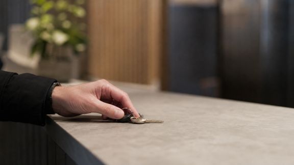 Erreurs à éviter lors de la réservation d’un lieu en haute saison