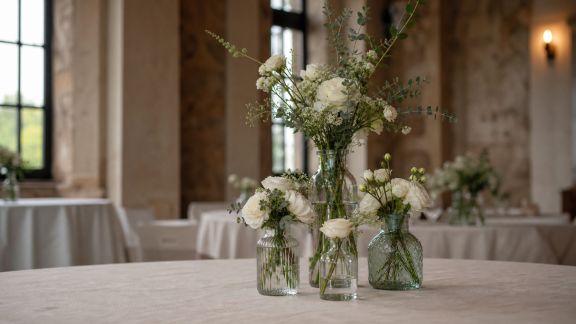 Déco florale : astuces pour sublimer votre salle de réception